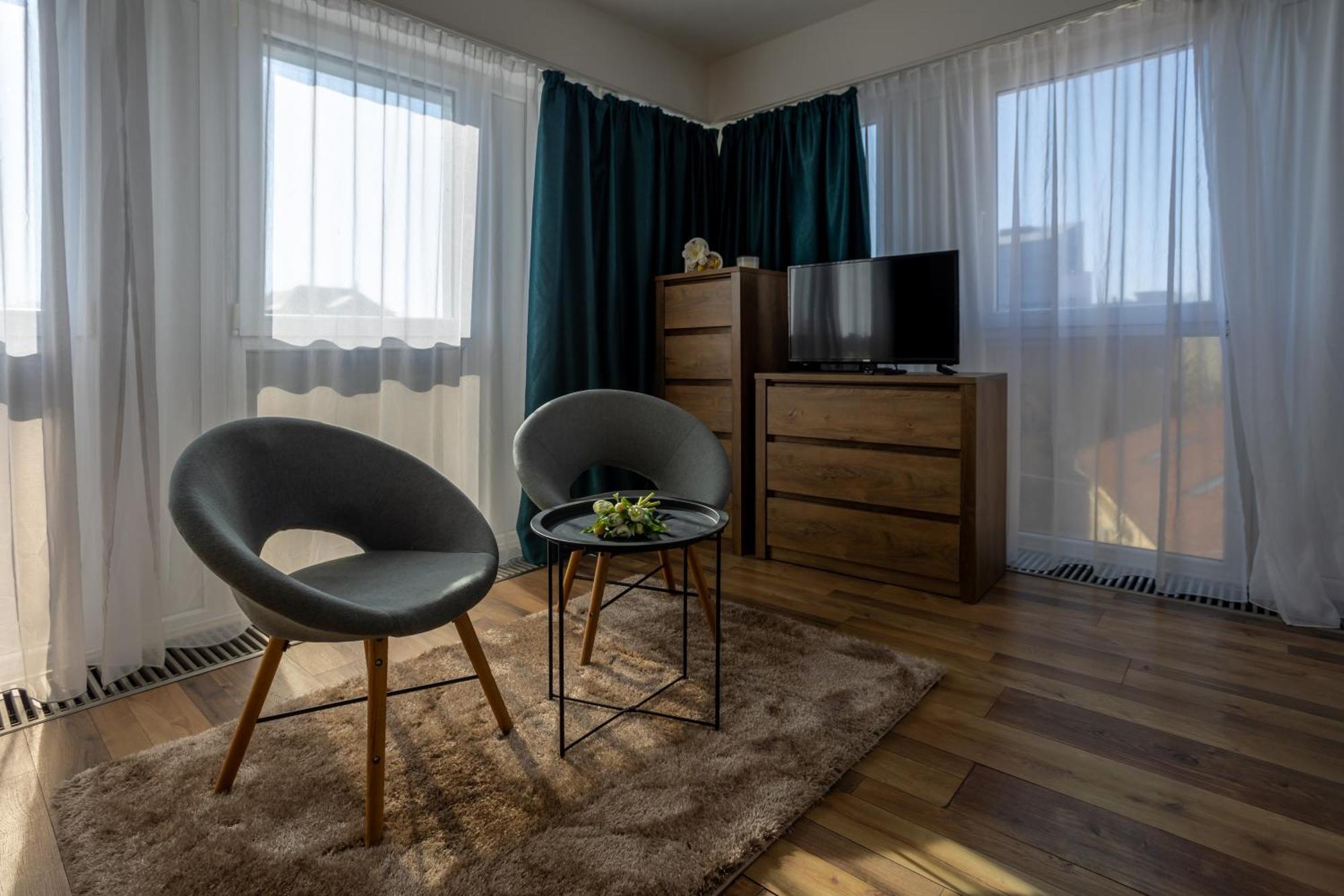 Hellowine Apartman II Eger Exterior photo